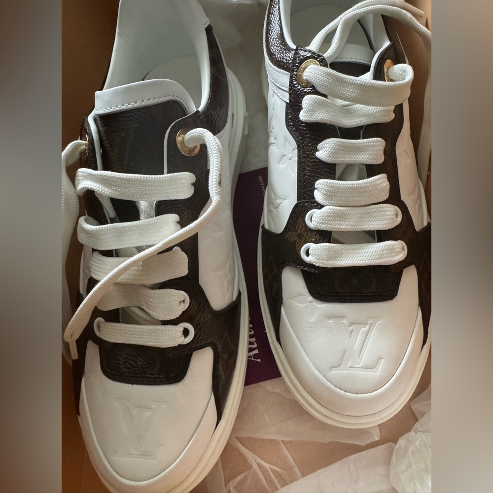 Louis Vuitton Time Out Sneakers